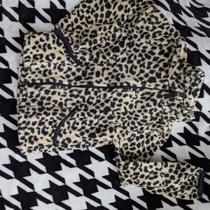 Leopard Girl's Sweater